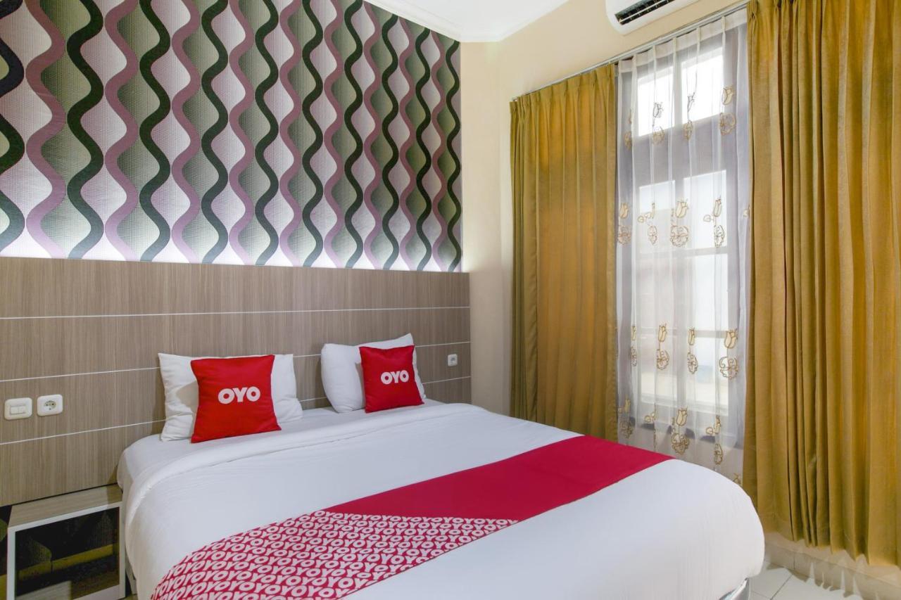 Super Oyo 2320 Hotel Charvita كوبانغ المظهر الخارجي الصورة