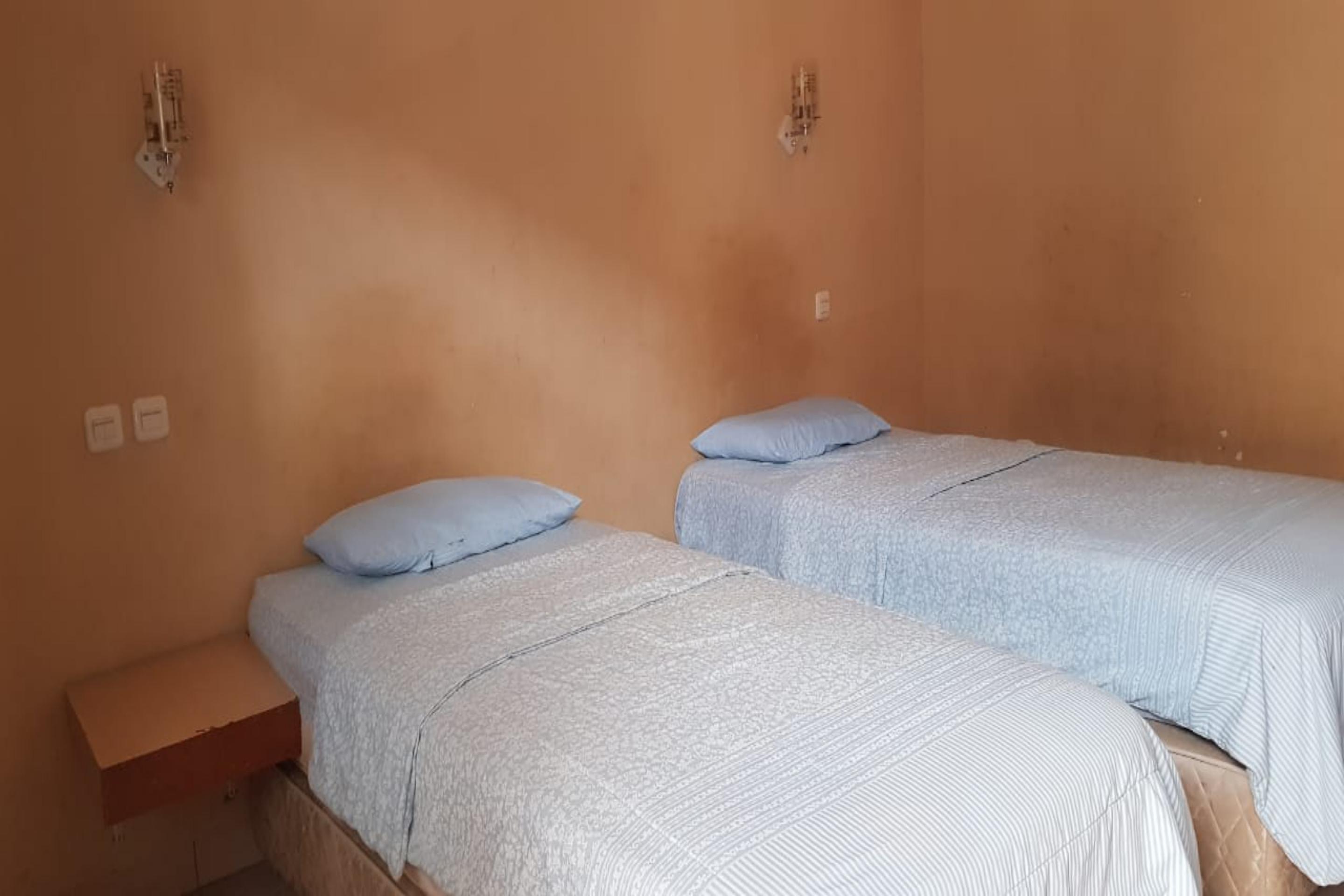 Super Oyo 2320 Hotel Charvita كوبانغ المظهر الخارجي الصورة